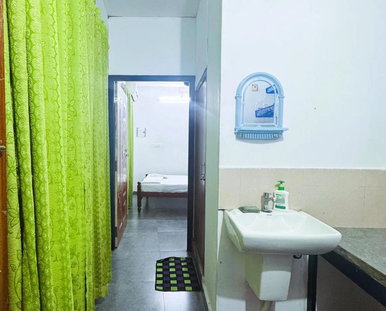 Vcs Apartments Parassinikadavu Parassinikkadavu